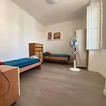 Appartement Firefly Bay Flat - Cozy A Few Steps From Maggiore