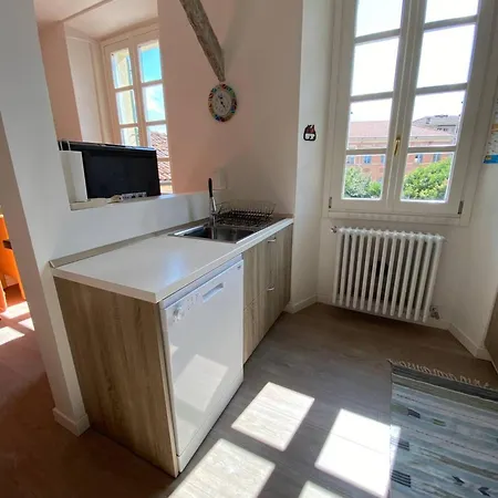 아파트 Firefly Bay Flat - Cozy A Few Steps From Maggiore