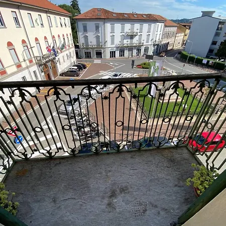 شقة Firefly Bay Flat - Cozy A Few Steps From Maggiore أرونا