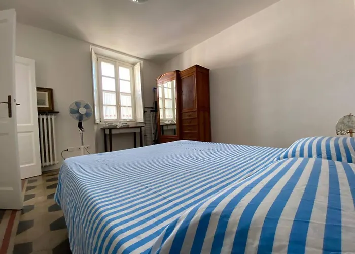 Apartamento Firefly Bay Flat - Cozy A Few Steps From Maggiore